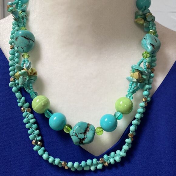 Bundle of 2 Turquoise Color Beaded Necklaces - Picture 3 of 8